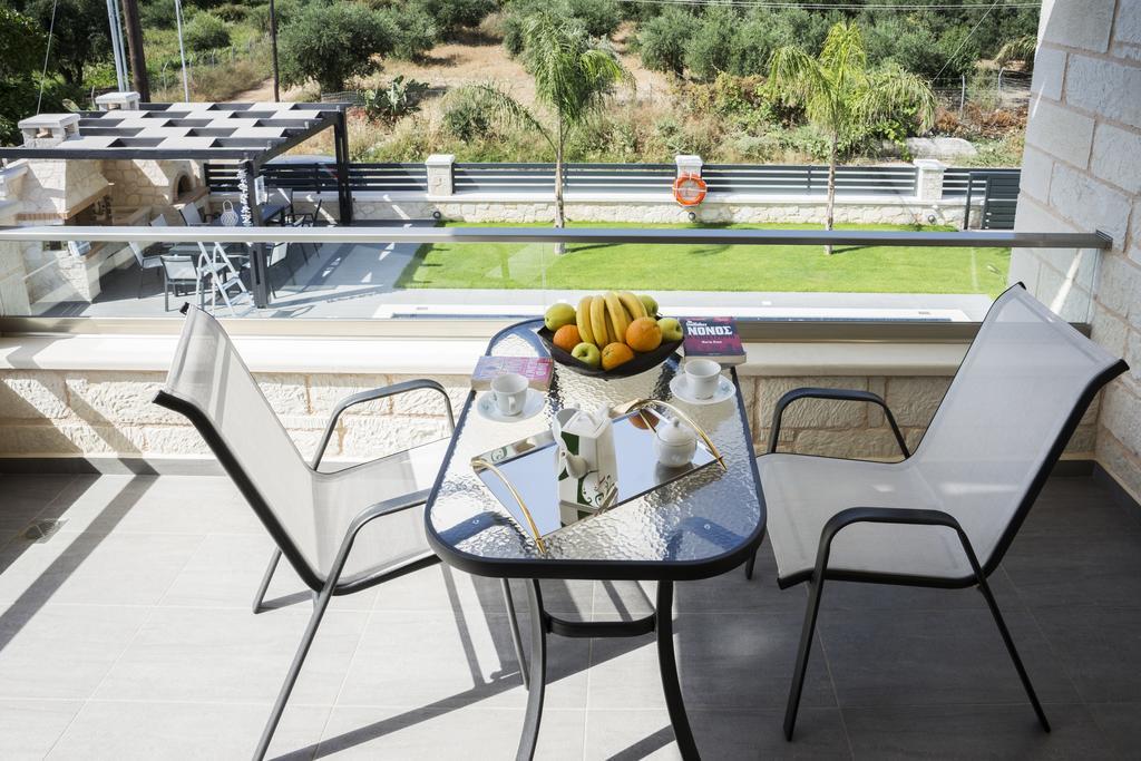 Villa-Azalea Almirida Oda fotoğraf